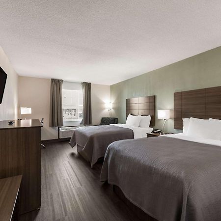 Quality Inn Airport Woodson Terrace Exteriér fotografie